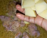 A picture of step 4 of Minced meat and potato pepper soup.