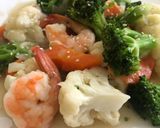 Foto langkah ke 4 dari resep Capcay Udang.