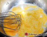 A picture of step 1 of Creamy avgolemono sauce.