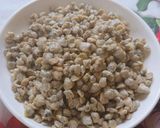 Hình bước làm 2 của món Cháo hến nấm rơm rau đắng