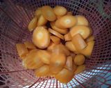 Foto langkah ke 2 dari resep Puding Brokoli Wortel.