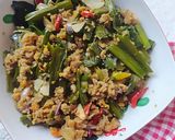 Foto langkah ke 5 dari resep Tumis Genjer Oncom.