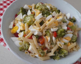 Foto del paso 4 de la receta: Ensalada de pasta y brócoli -con aliño de albahaca-