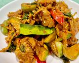 รูปขั้นตอนการทำที่ 3 ของ ผัดเผ็ดเนื้อ