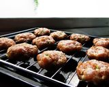 Hình bước làm 2 của món Bún thịt viên nướng