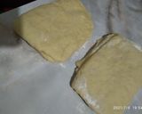 Foto del paso 5 de la receta: Medialunas de manteca
