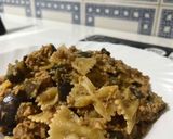 Foto del passaggio 4 della ricetta Farfalle con ragù di soia e melanzane 🍆🌱