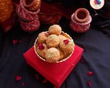 A picture of step 6 of Besan Ladoo.