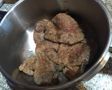 Foto del paso 4 de la receta: Ternera en salsa