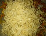 Foto langkah ke 5 dari resep Mie Goreng Jawa.