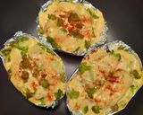 Foto langkah ke 10 dari resep Baked Potato with Broccoli and Cheese Sause.