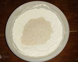 Foto del paso 1 de la receta: Medialunas SIN MANTECA 🥐