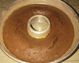 Foto langkah ke 7 dari resep Bolu Pisang Coklat Lumer.