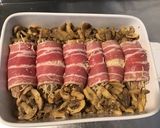 Une image de l'étape 6 de Roulés de poulet au bacon,emmental,moutarde douce et champignons.
