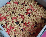 Foto del paso 3 de la receta: Crumble de frutos rojos y avena