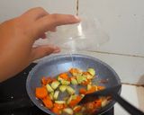 Foto langkah ke 7 dari resep Tumis Batang Brokoli.