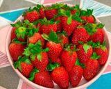 Hình bước làm 1 của món Trà dâu ngâm