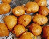 A picture of step 6 of Dahi Vada.