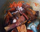 Foto langkah ke 5 dari resep Sambal Cumi Terong Pedas.