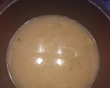 Foto del paso 2 de la receta: Sopa de cebolla con coles de Bruselas