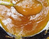 A picture of step 3 of Muskmelon Orange jam.