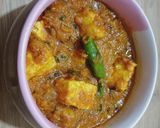 A picture of step 4 of Kathiyawadi paneer masala.