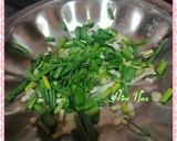 A picture of step 1 of Green Garlic Paratha.