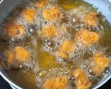 A picture of step 2 of Chilli Chicken.
