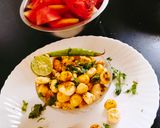A picture of step 4 of Chatpata Makhana (Lotus seeds chaat 😋).