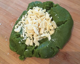 Foto del paso 4 de la receta: Galletas de té matcha con chips de chocolate blanco