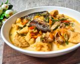 Foto langkah ke 4 dari resep Ikan Pindang Masak Santan.