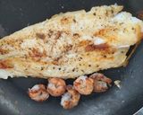 Foto del paso 4 de la receta: Filete de Róbalo con camarones