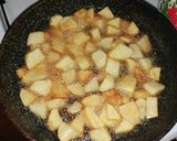 Tojásrántotta hagymával és krumplival recept fázis 2 fotója