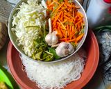 Foto langkah ke 1 dari resep Bihun goreng simple.