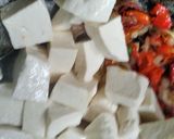 Foto langkah ke 1 dari resep Oseng Tahu Telur.