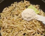 A picture of step 4 of Chicken mini pie.