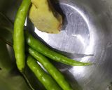 A picture of step 3 of Urad dal uttapam.