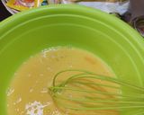 Foto langkah ke 4 dari resep Bolu Karamel Mini.
