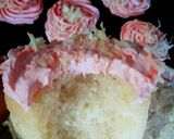 Foto langkah ke 8 dari resep B"day cup cake.