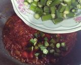 A picture of step 7 of Masala Bhindi.