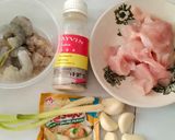 Foto langkah ke 1 dari resep Sup Tahu Bakso Ikan.