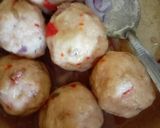 A picture of step 2 of Yam Balls.