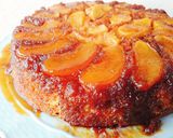 A picture of step 3 of Apple cake with caramel.
