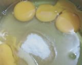 Foto langkah ke 3 dari resep Bolu potong.