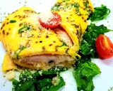 Foto del paso 2 de la receta: Tortilla francesa con pavo y bechamel
