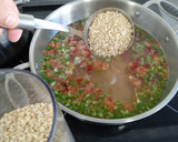 Foto del paso 7 de la receta: Arroz integral con rodaballo y acelgas