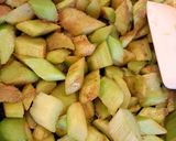 Rebarbarás pite gluténmentesen recept fázis 2 fotója