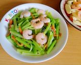 蝦仁炒芹菜的食譜步驟6照片