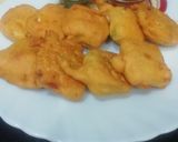 A picture of step 7 of Laziz Paneer Pakora.