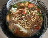 A picture of step 6 of Premium Indomie Instant Noodles Soup.